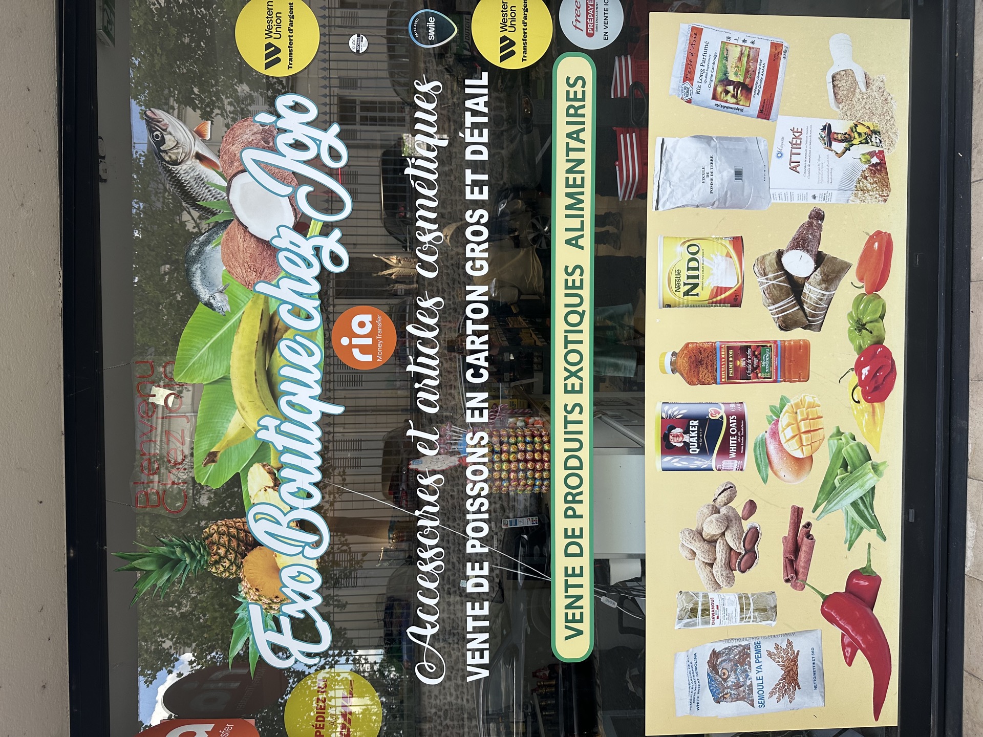 Vitrine extérieure de la boutique Exo Market — Chez Jojo à La Ferté-Alais